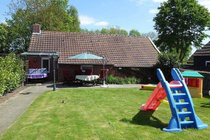 Ferienhaus für 4 Personen, mit Terrasse und Garten - 1