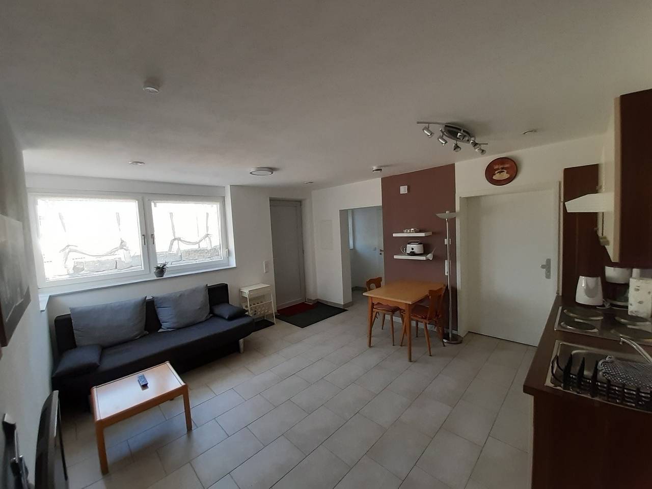 Ferienwohnung Goltz - Ferienwohnung 36qm mit Terrasse in Thüngersheim, Fränkisches Weinland