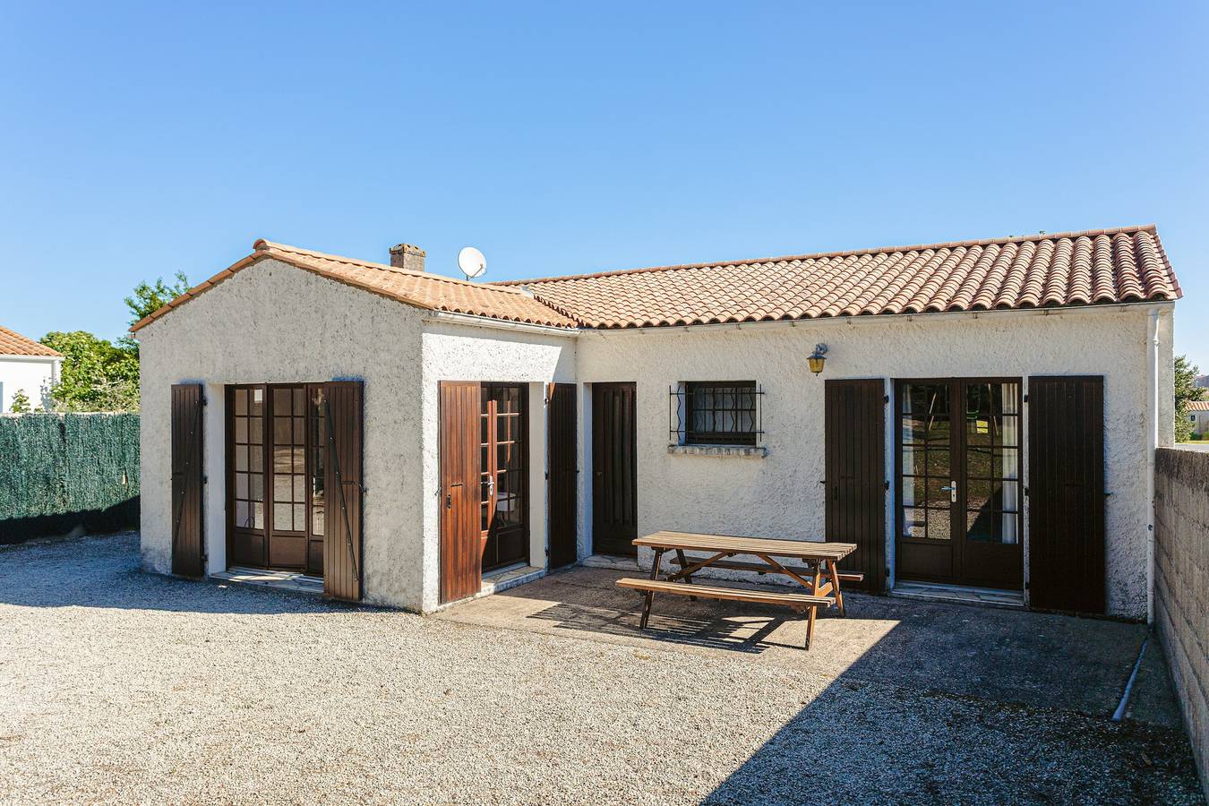 Maison de vacances 'Maison Au Coeur De Grand Village' avec terrasse et jardin in Le Grand-Village-Plage, Côte de Beauté