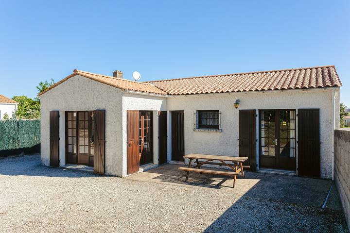 Location de vacances pour 6 personnes, avec jardin, adapté aux familles à Le Grand-Village-Plage