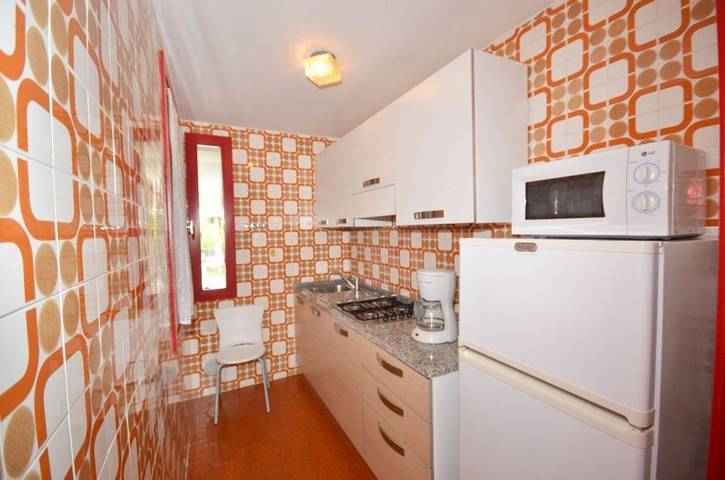 Location de vacances pour 8 personnes, avec Balcon ainsi que Jardin et Piscine à Lignano Sabbiadoro - 4