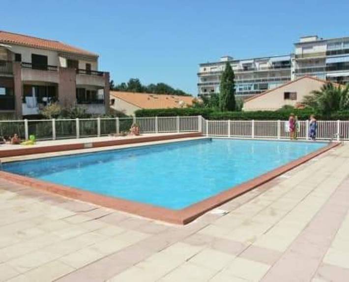 Appartement de vacances pour 4 personnes, avec bassin pour enfant et jardin, animaux acceptés