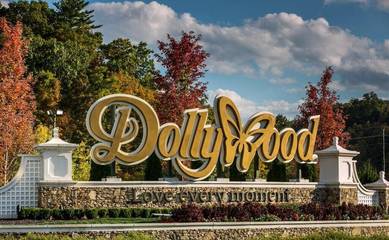 Log Cabin for 4 Guests in Fontana Lake, Swain County, Picture 1