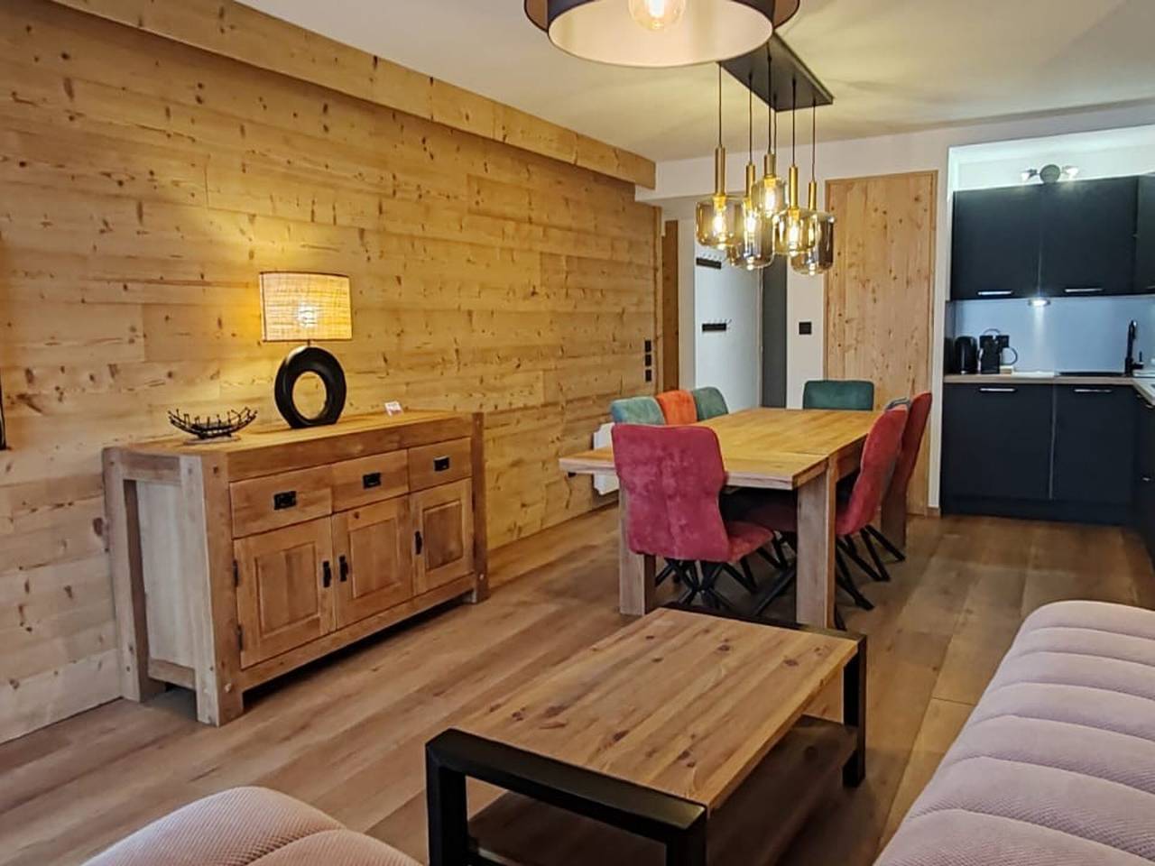 Appartement entier, Superbe appartement neuf 8 pers, 55m² terrasse sud, proche pistes in Montgenèvre, Région de Briançon