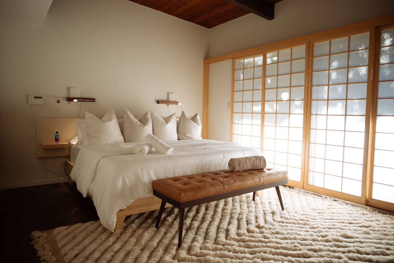 Zen Mountain Getaway w  a Pool  Hot Tub  5 Beds in Los Angeles, Los Angeles County