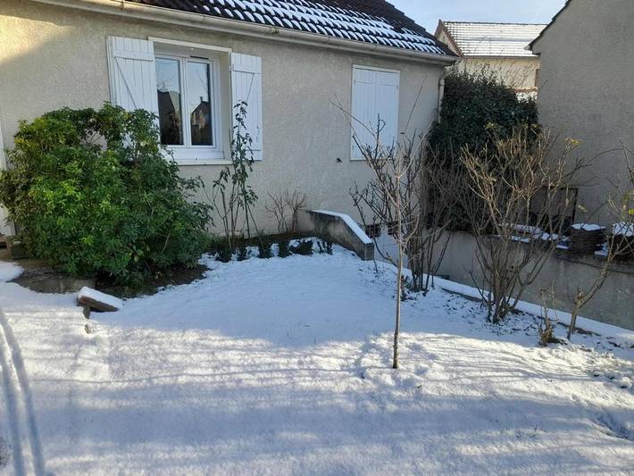 Location de vacances pour 2 personnes, avec terrasse ainsi que jardin et vue à Eaubonne - 3
