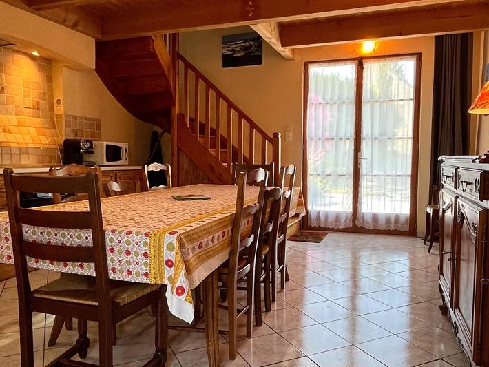 Morvan-Haus mit Garten, Haustiere erlaubt, Poolzugang in Villapourçon, Naturpark Morvan