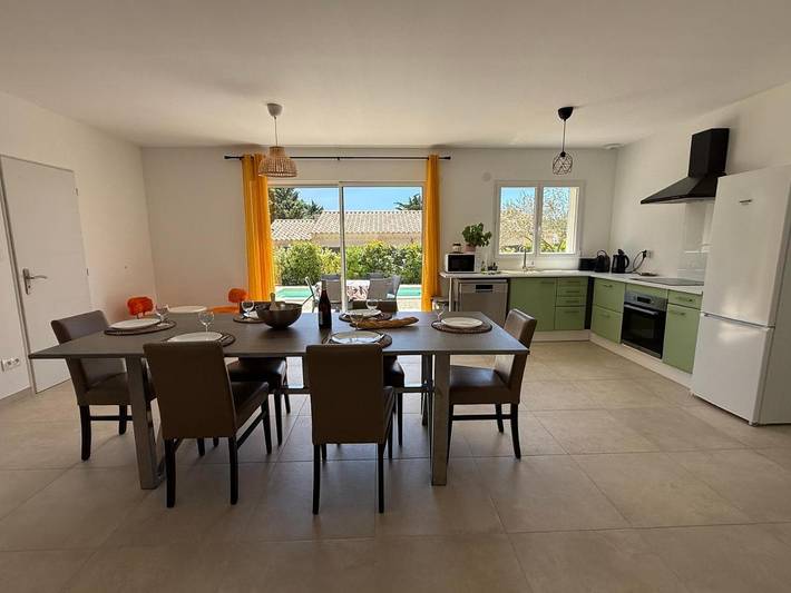 Location de vacances pour 6 personnes, avec piscine et jardin à Mormoiron - 2