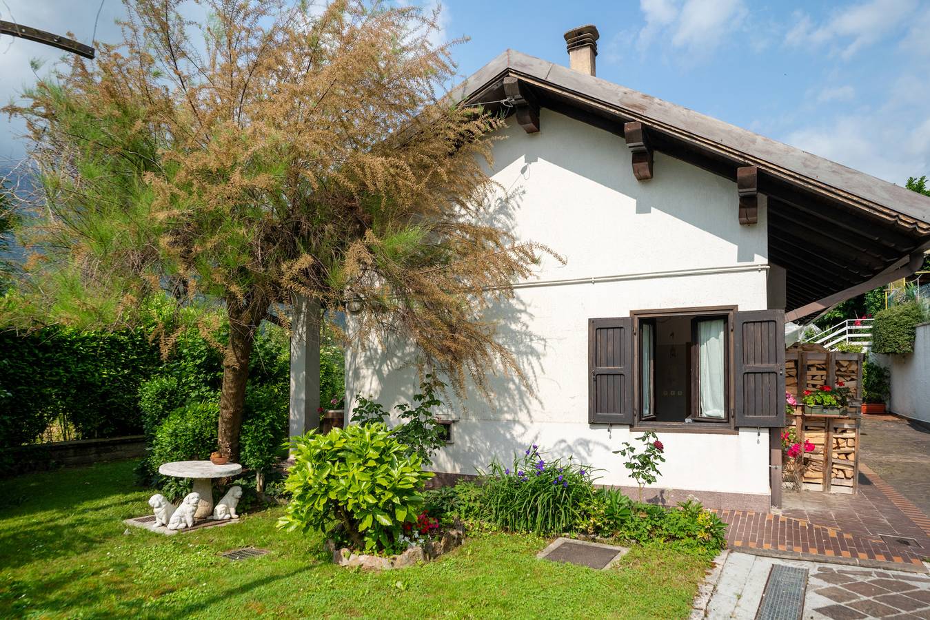 Ferienhaus 'Fruet' mit Bergblick, privatem Garten und Wlan in Bosentino, Caldonazzosee