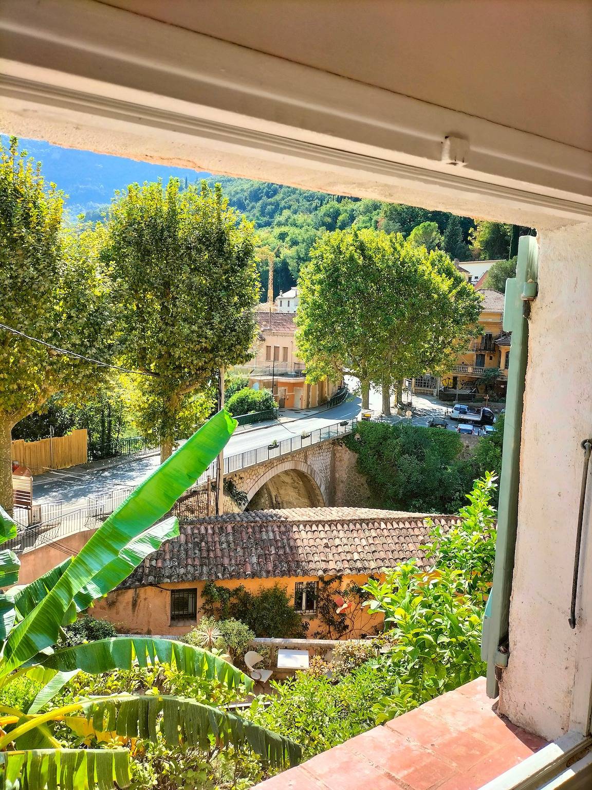 Geheel appartement, Appartement 'Maison Du Pigeonnier' met bergzicht, wifi en airconditioning in Tourrettes-sur-Loup, Middellandse Zeekust (Frankrijk)