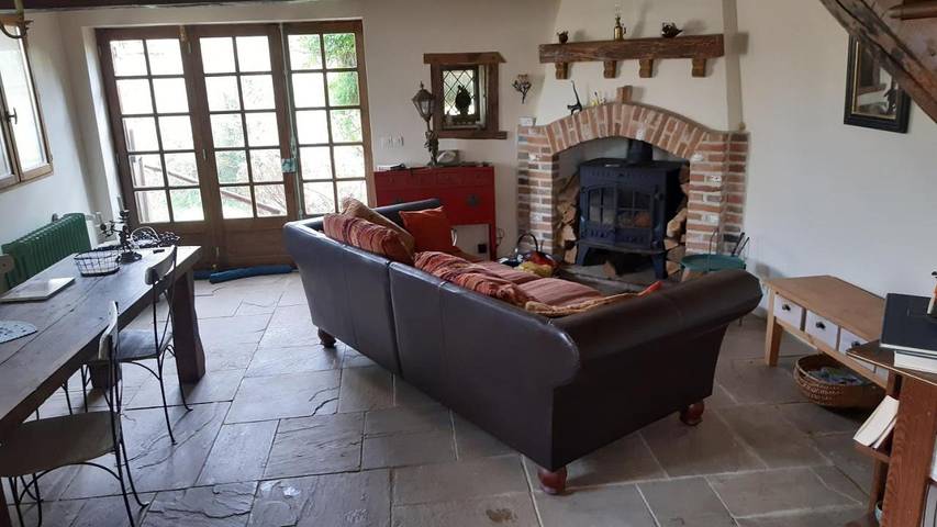Chambre d’hôte pour 3 personnes, avec jardin ainsi que vue et terrasse à Saint-Bonnet-de-Bellac