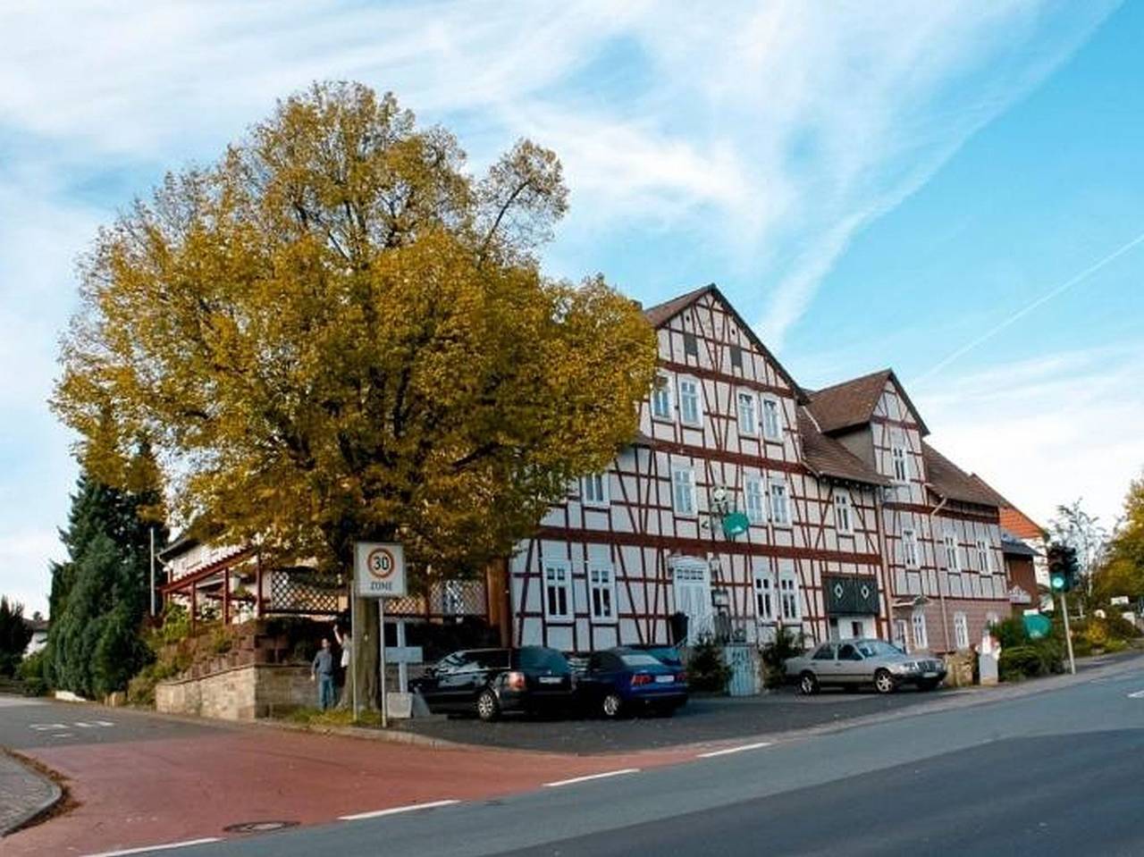 Ehlener Poststuben - Gemütliche Doppelzimmer, 15qm mit eigenem Bad in Habichtswald, Landkreis Kassel