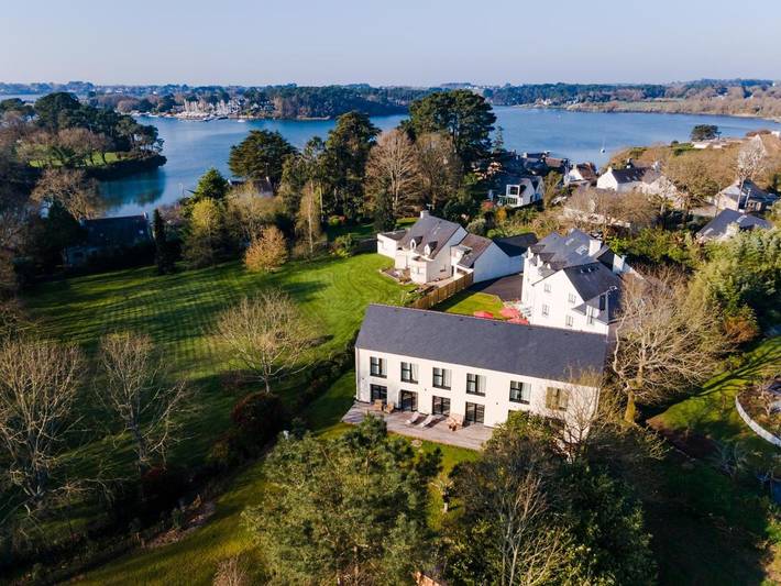 Hôtel pour 2 personnes, avec Terrasse et Jardin ainsi que Piscine et Sauna
