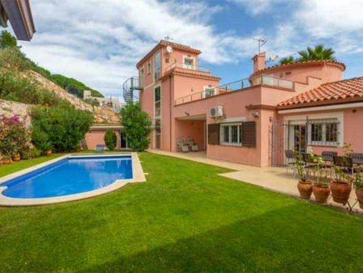 Casa de vacaciones para 12 personas, con jardín, Se admiten mascotas en Begur