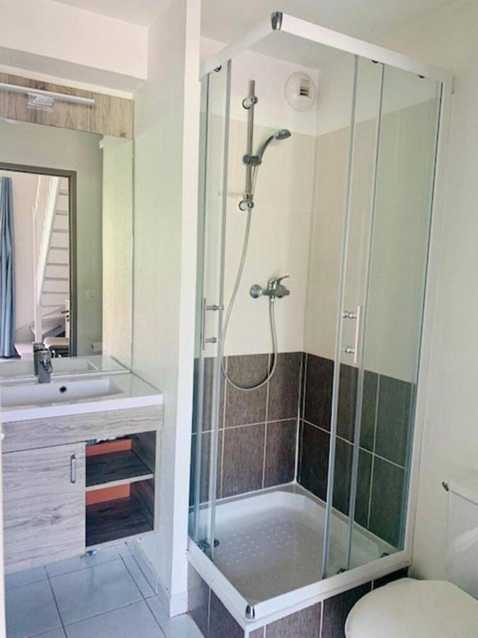 Parc de vacances pour 8 personnes, avec jacuzzi et bassin pour enfant ainsi que piscine et jardin, animaux acceptés dans Occitanie - 2