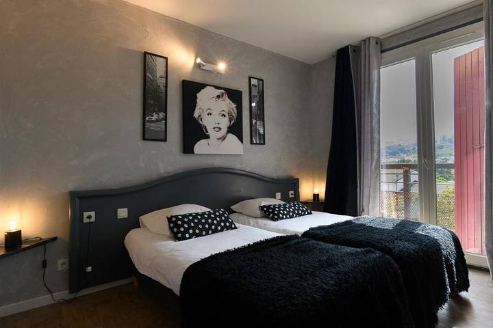 Hôtel pour 2 personnes, avec piscine ainsi que jardin et vue à Saint-Jean-en-Royans - 3