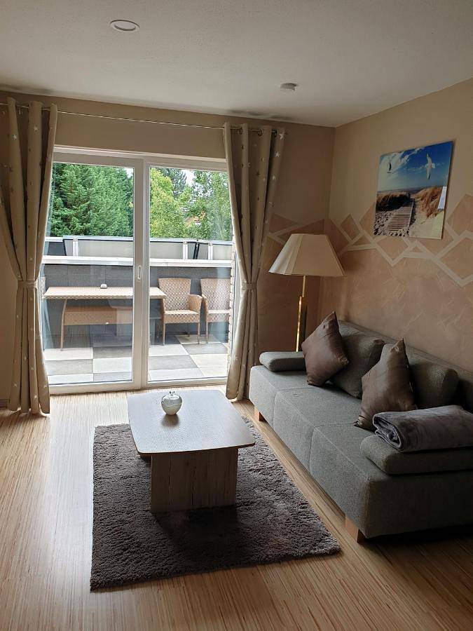 Ferienwohnung für 4 Personen, mit Balkon und Ausblick in Herford