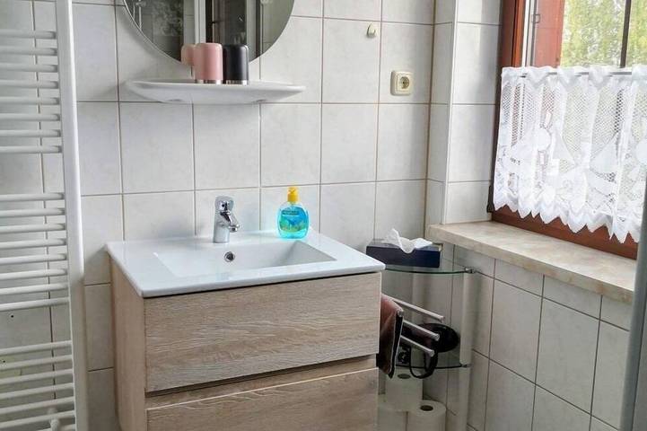 Ferienwohnung für 2 Personen, mit Sauna und Pool sowie Garten in Lengenfeld - 4