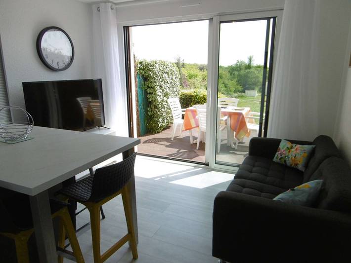 Ganze Wohnung, 2-Zimmer-Wohnung, 500m vom Strand, WLAN, Terrasse, Parkplatz, Hunde erlaubt, bis zu 4 Pers. in Sarzeau, Côte des Mégalithes