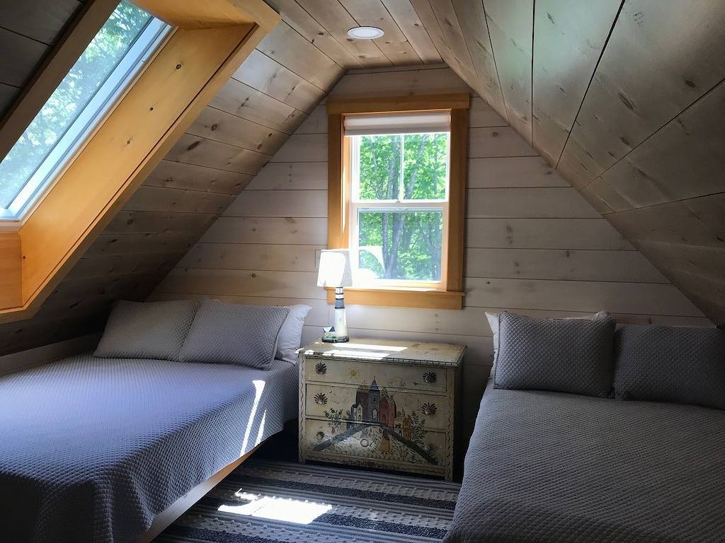 Pets Stay Free! 3 Modern Cottages, w/Heat & Ac, 1st flr King & Stand-up Loft in Lincoln County (Maine)