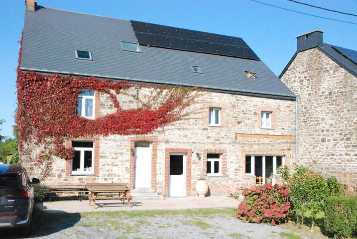 Location de vacances pour 16 personnes, avec Terrasse ainsi que Jardin et Vue à Gedinne - 2