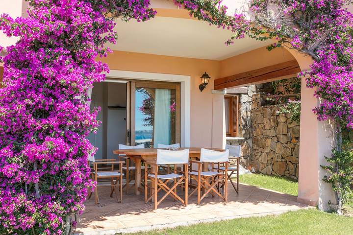 Appartement entier, Appartement avec grand jardin - Poggio dei Fiori  in Pittulongu, Olbia