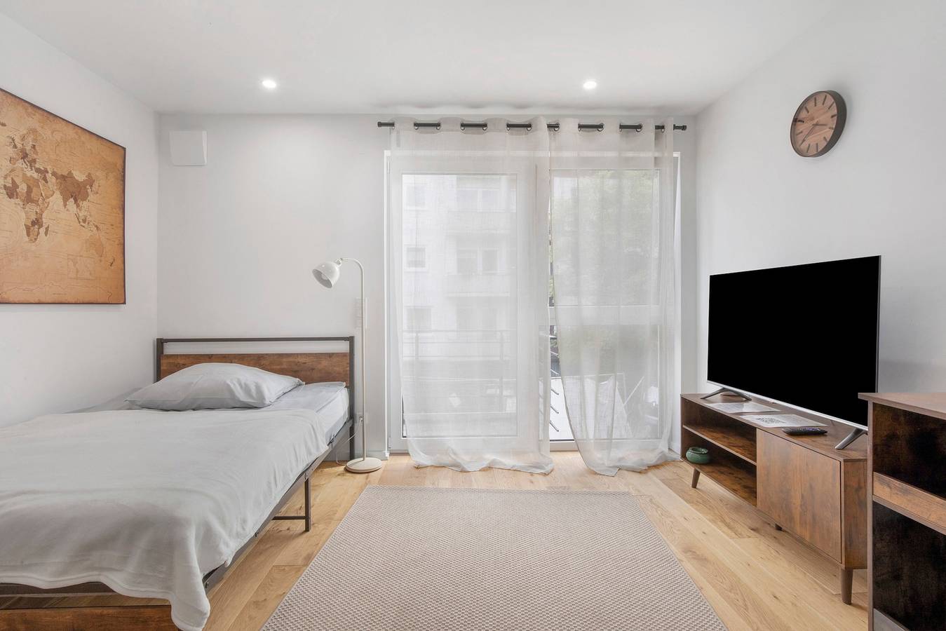 Ganze Wohnung, Studio „Ay Homes 09“ mit Balkon und Wlan in Augsburg, Bayerisch Schwaben