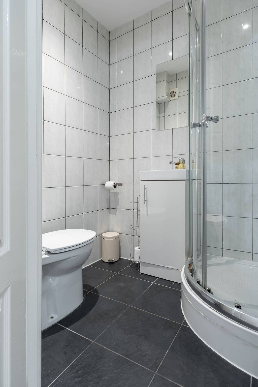 Estudio entero, Stylish & Convenient Studio in Shoreditch in Hackney, Londres
