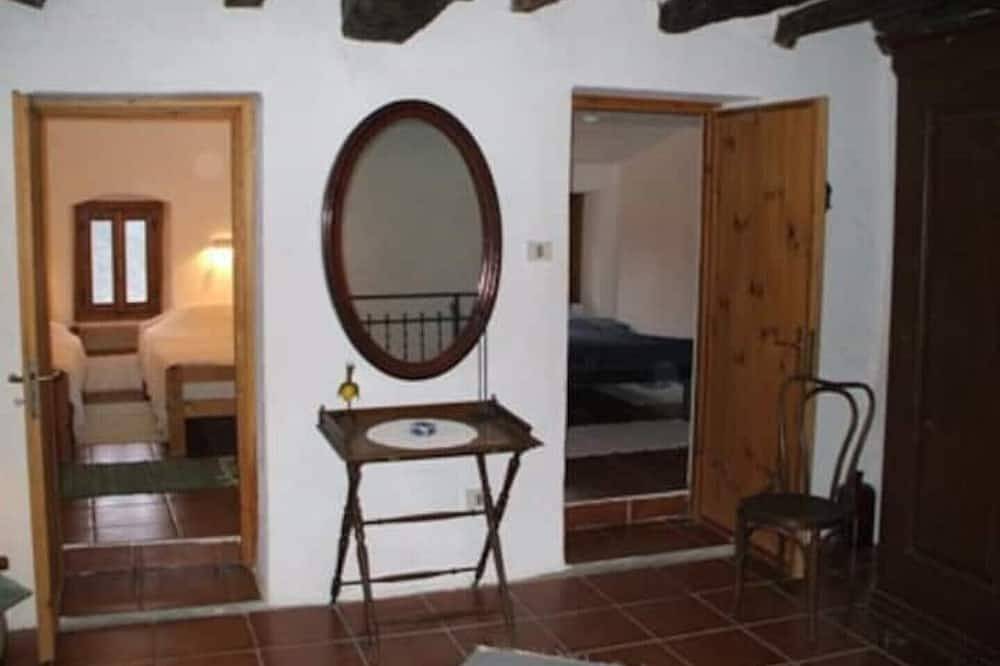 Gemütliches Haus mit Blick zum Meer in Glori (Molini di Triora), Molini di Triora