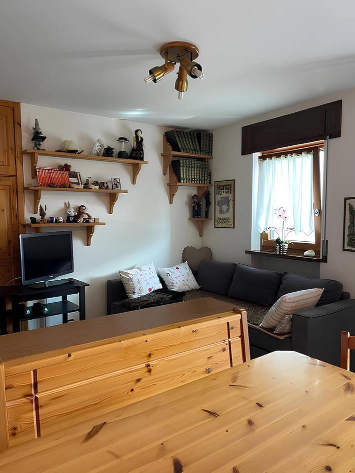 Entire apartment, Apartment 'Ciasa De Pauli' with Mountain View, Balcony and Wi-Fi in Domegge di Cadore, Eastern Dolomites