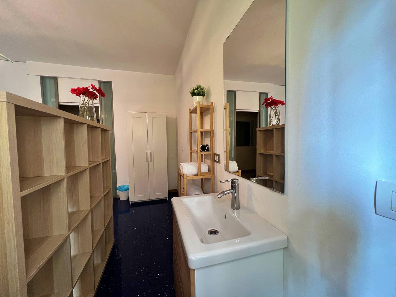 Guest House Seveso 40 - Stanza 1 in Milán, Provincia de Milan