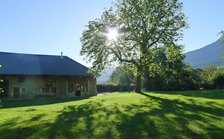 Gîte pour 4 personnes, avec vue et jardin à Trévignin