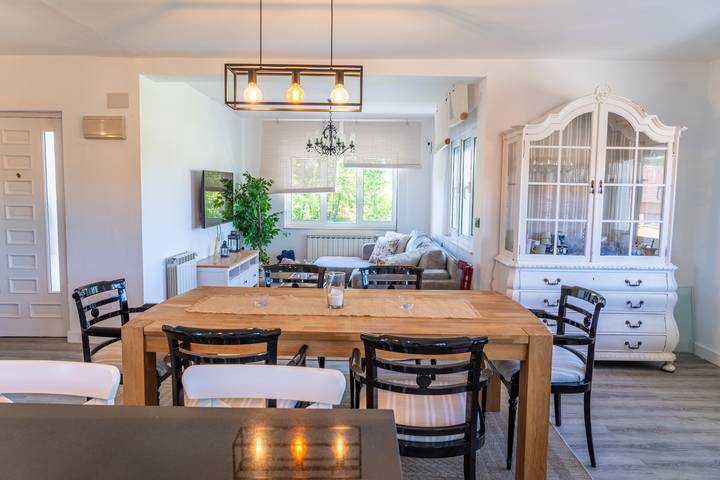 Casa rural para 6 personas, con balcón y jardín en Comarca de la Sidra - 3