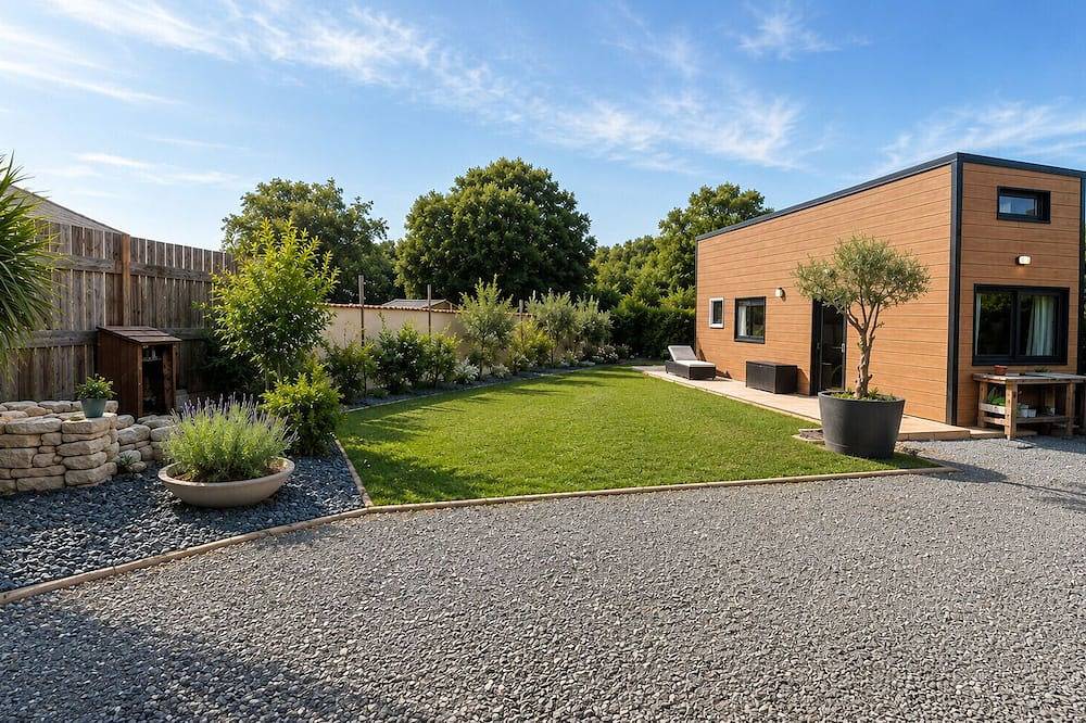 Chalet with garden and terrace in Saint-Xandre in Marsilly, La Rochelle region