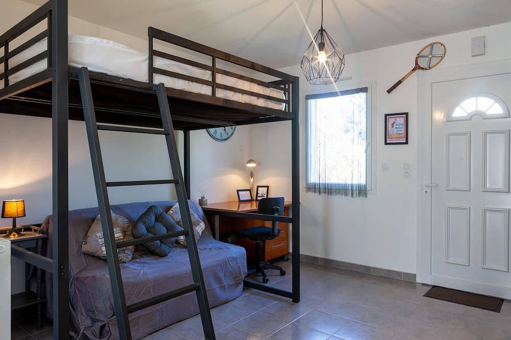 Quiet house 500m from the sea near La Baule for families 1 to 4 people in Saint-Nazaire, Côte d'Amour