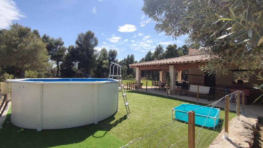 Casa rural para 6 personas, con jardín y vistas además de piscina y piscina para niños, Se admiten mascotas en Provincia de Teruel - 3