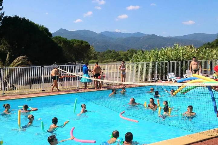 Gîte pour 5 personnes, avec terrasse et piscine à Saint-Jean-Pla-de-Corts - 2