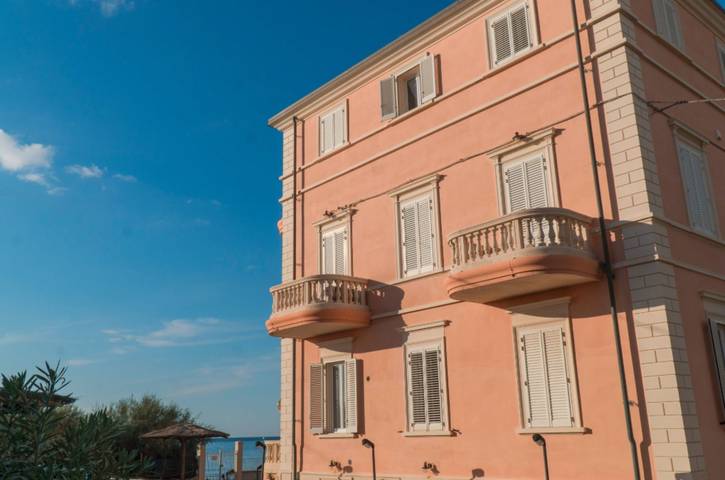 Ganze Wohnung, Ferienwohnung 'Villa Corallo - Corniola' mit Meerblick, Wlan und Klimaanlage in Spiaggia di Rimigliano (San Vincenzo), San Vincenzo