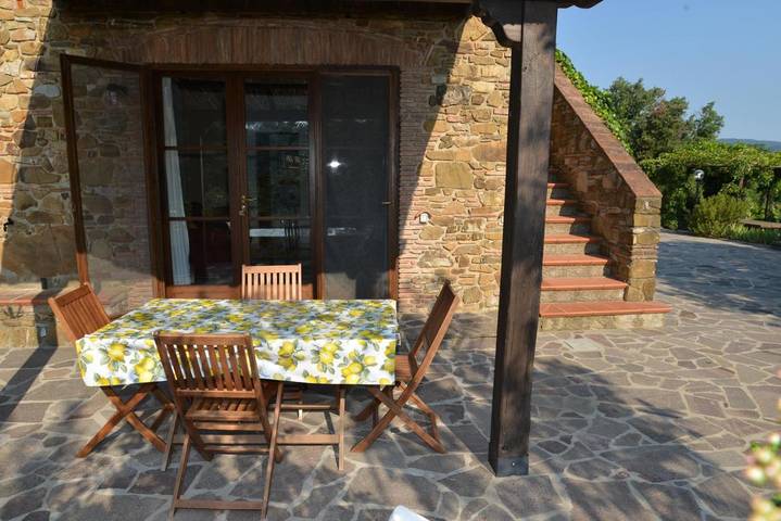 Maison de campagne pour 2 personnes, avec vue ainsi que jardin et piscine, animaux acceptés à Suvereto - 2