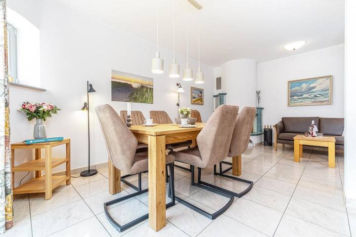 Ferienwohnung für 6 Personen, mit Sauna und Balkon in Wustrow