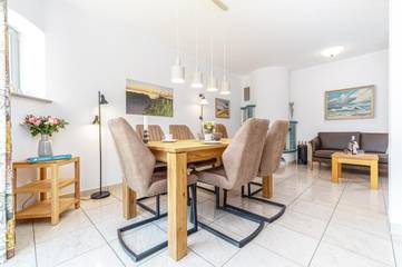 Ferienwohnung für 6 Personen, mit Sauna und Balkon in Wustrow