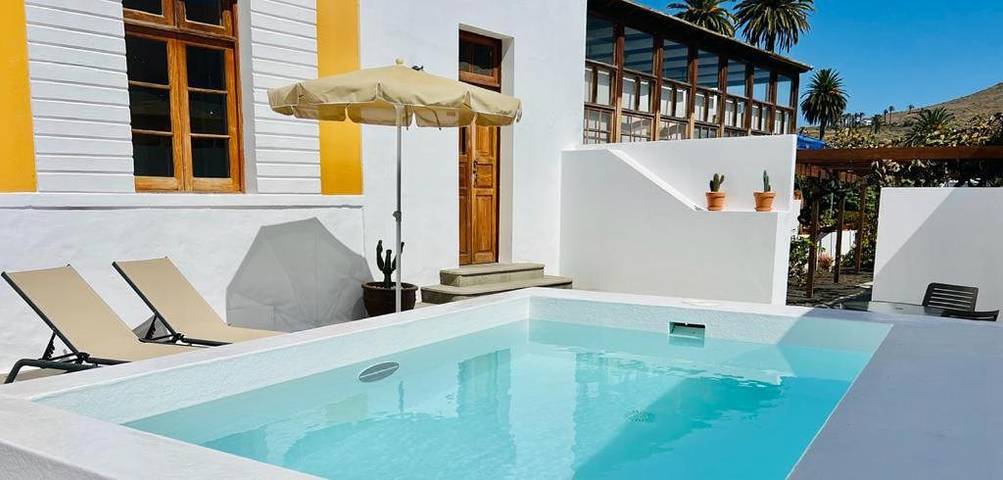 Casa rural para 4 personas, con jardín además de piscina y vistas en Haría - 2