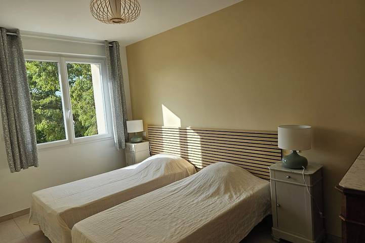 Entire apartment, Bright Apartment \"La Fenière\" in Vers-Pont-du-Gard, Nimes region