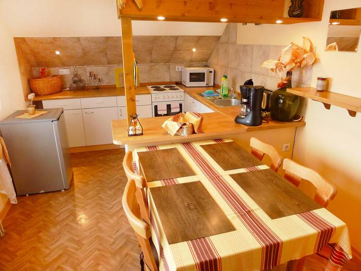 Ferienwohnung für 4 Personen, mit Terrasse und Garten in Kaiserstuhl