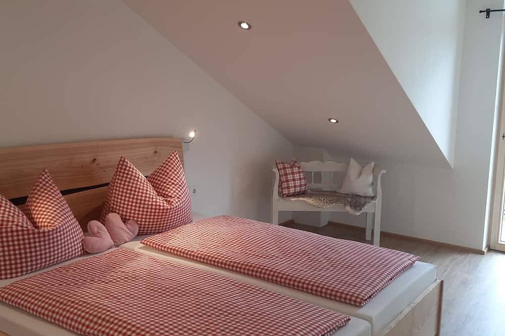 Ganze Wohnung, Neubau - Freundliche Fewo Bergblick in Höslwang, Chiemsee