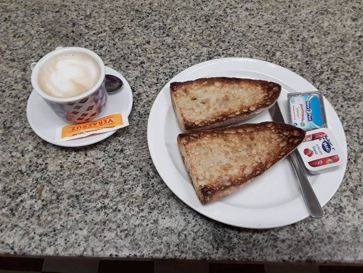 Maison d’hôte pour 3 personnes, avec terrasse à Saint-Jacques-de-Compostelle - 4