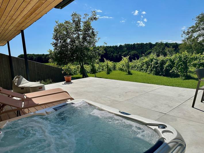 Ganze Ferienwohnung, Appartement/Fewo, Dusche, Wc, Terrasse in Bad Waltersdorf, Steirerland