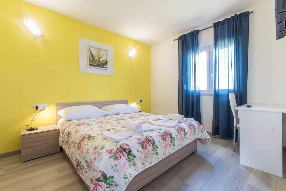 Herrlich Gestaltete Villa mit Privatem Pool in Labin City, Labin