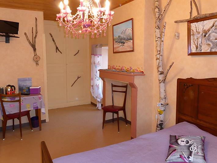 Location de vacances pour 2 personnes, avec jardin, animaux acceptés dans le Puy-de-Dôme - 3