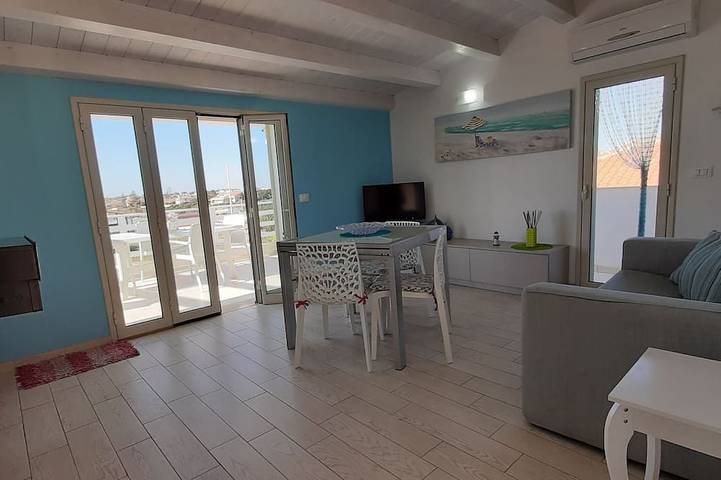 Meerblick Ferienhaus zwischen den Orten von „Montalbano“ in Spiaggia di Torre di Mezzo, Santa Croce Camerina